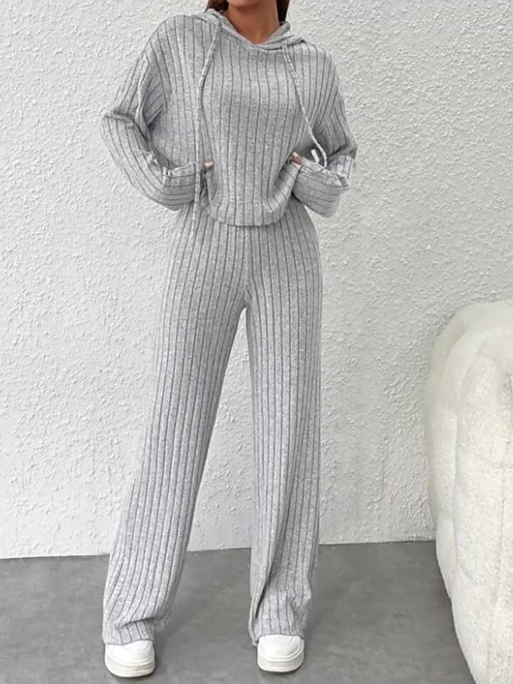 OLIVIA | LOOSE HOODED KNITTED STRIPED LONG SLEEVED SET