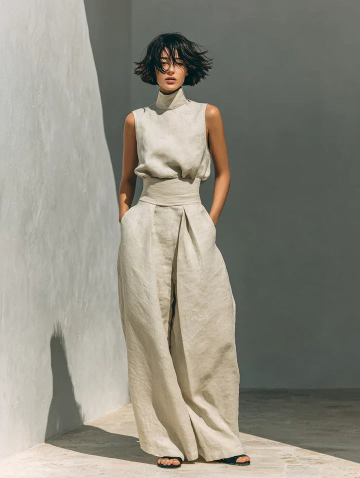 FLOR | MINIMALIST WOMEN’S TWO-PIECE SET WITH SLEEVELESS BLOUSE