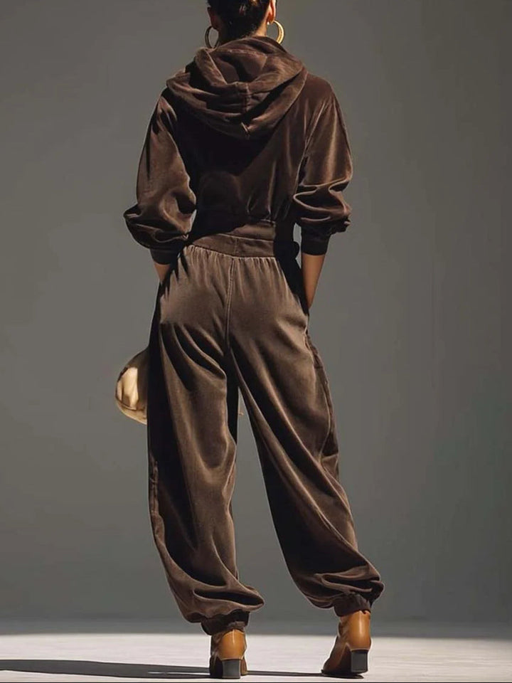 FREYA | VINTAGE BROWN VELVET HOODIE AND LOOSE FITTING TROUSERS SET