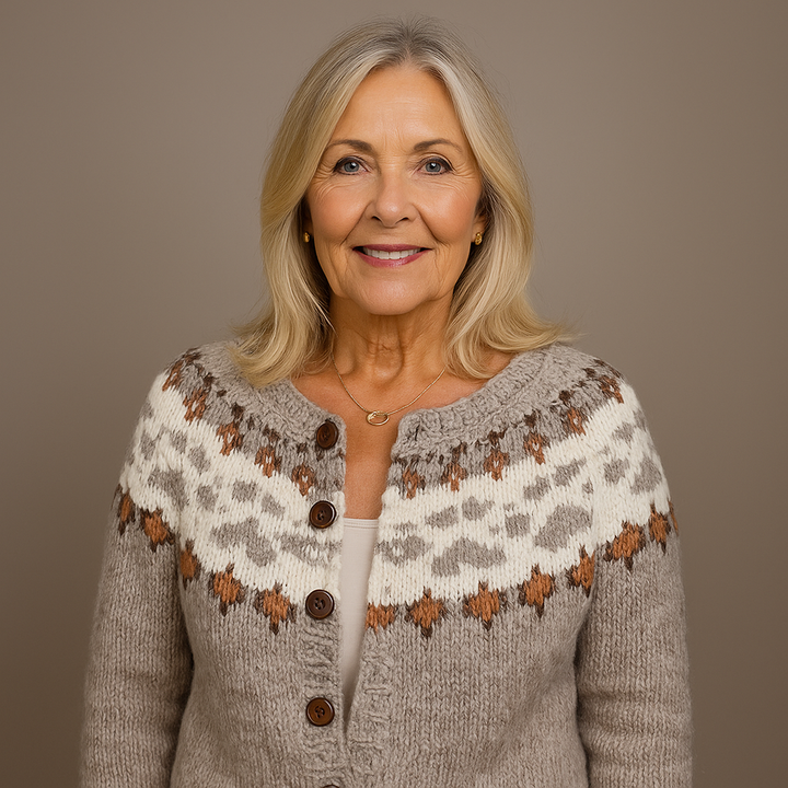 VERITY | CLASSIC ICELANDIC VINTAGE CARDIGAN