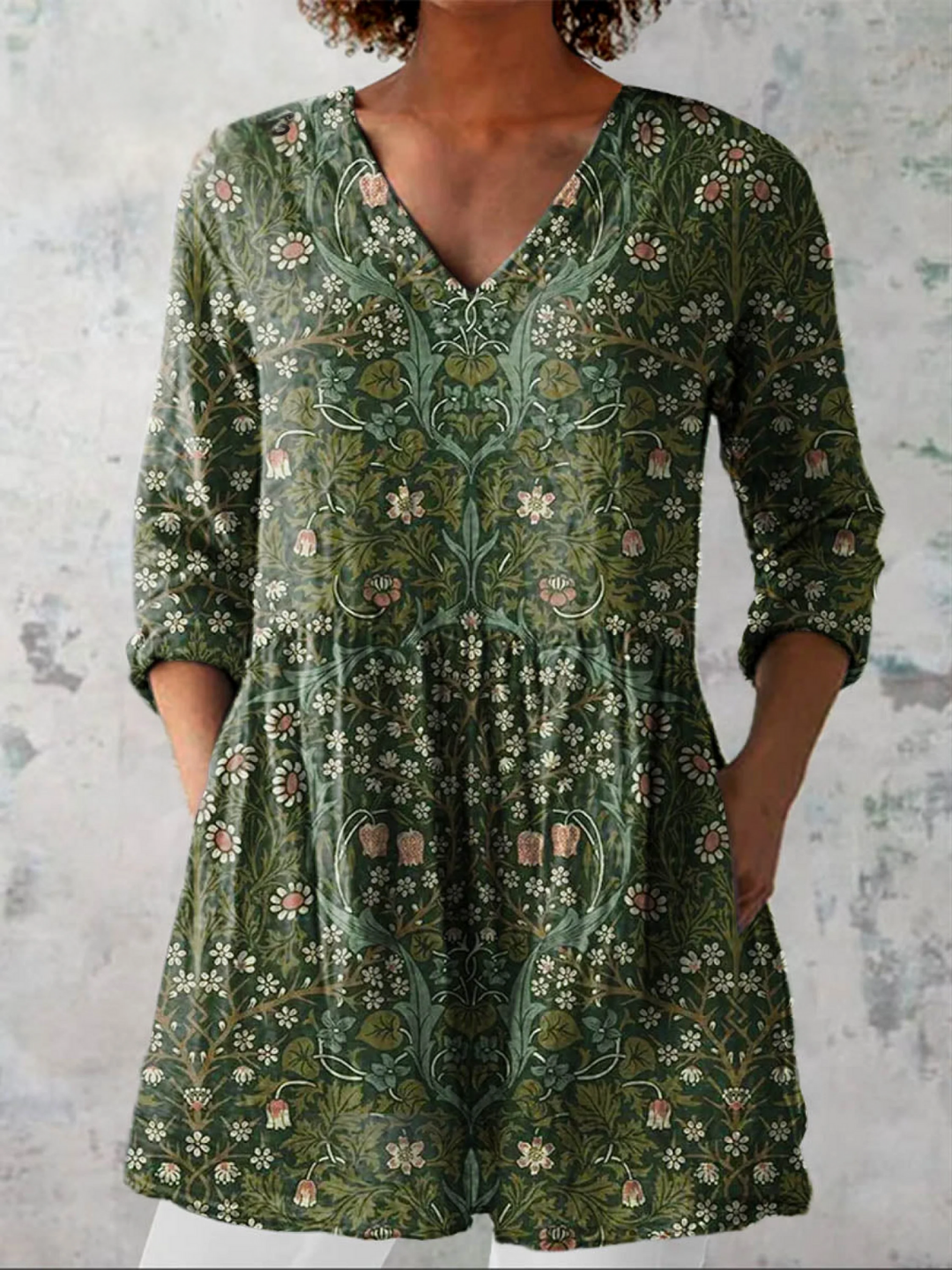 JULIE | LONG BLOUSE WITH V-NECK