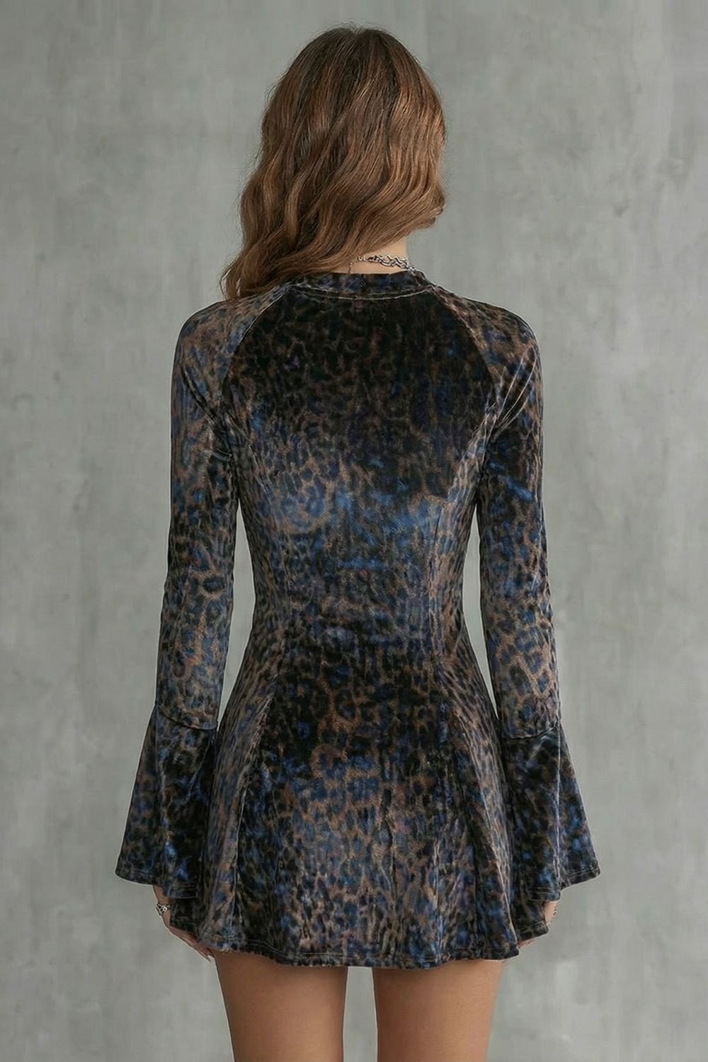 BELLANCA | FLARED SLEEVE – LEOPARD PRINT MINI DRESS