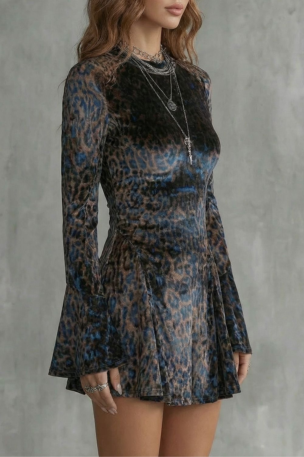 BELLANCA | FLARED SLEEVE – LEOPARD PRINT MINI DRESS