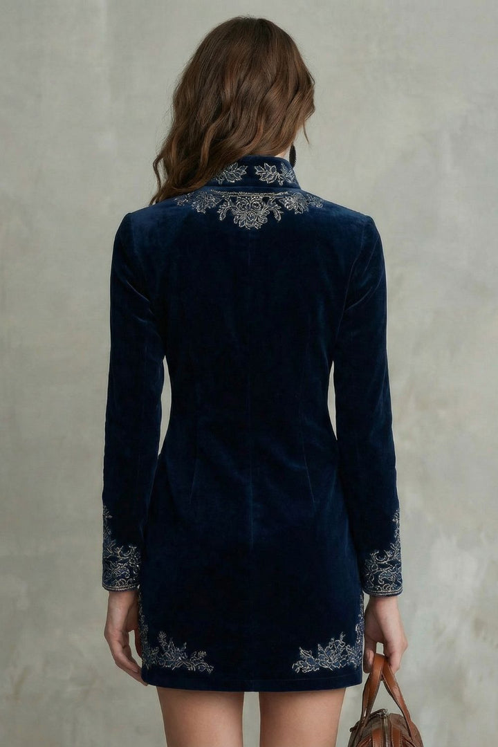 ÉLARINE | EMBROIDERED VELVET ELEGANCE – FITTED MINI DRESS