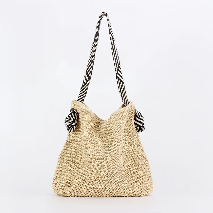 CAMILLA | BOHO BAG WITH STRUCTURE AND STATEMENT STRAPS