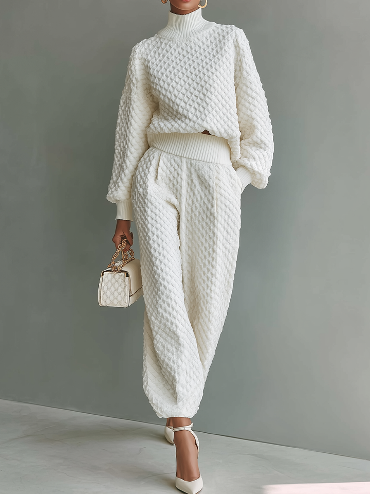 ALICE | WOMEN'S WHITE TOP AND WIDE-LEG PANTS KNITTED SET