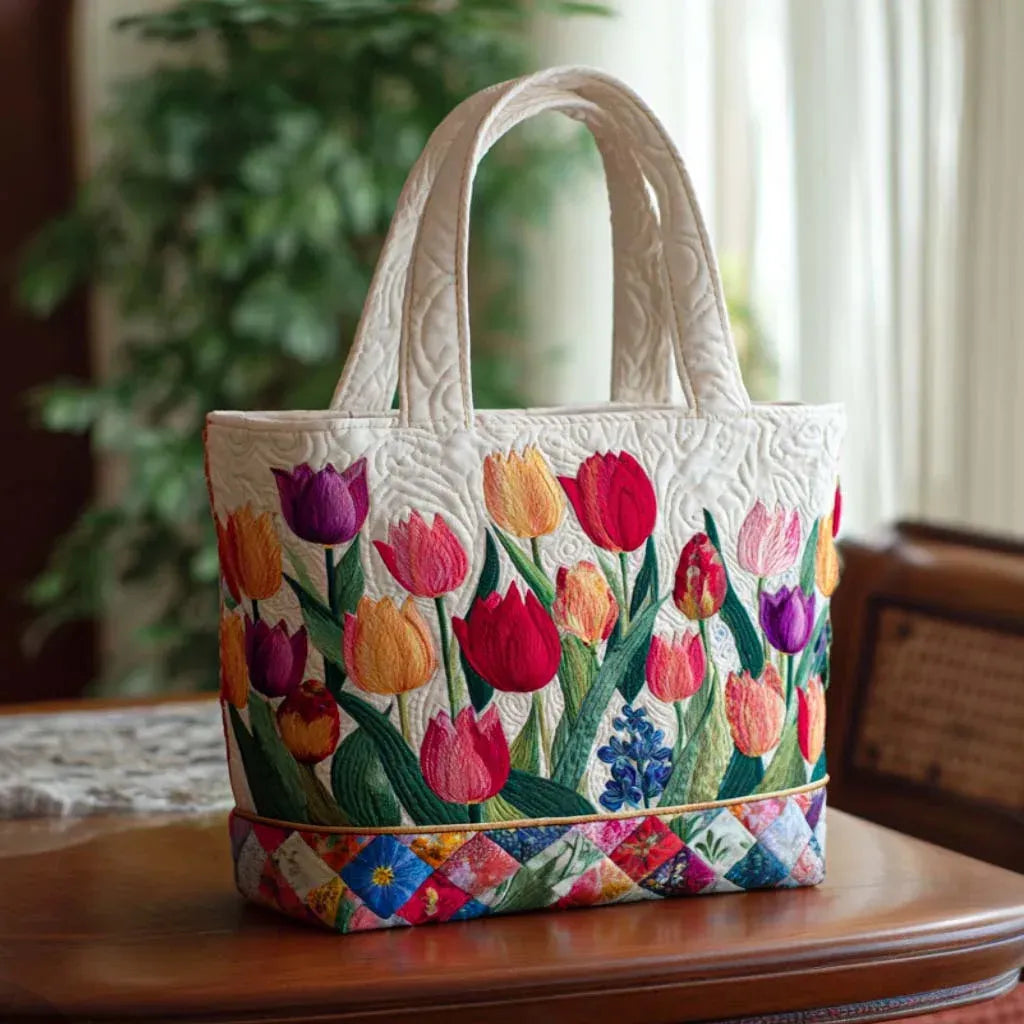 LILY | PADDED BAG WITH TULIPS