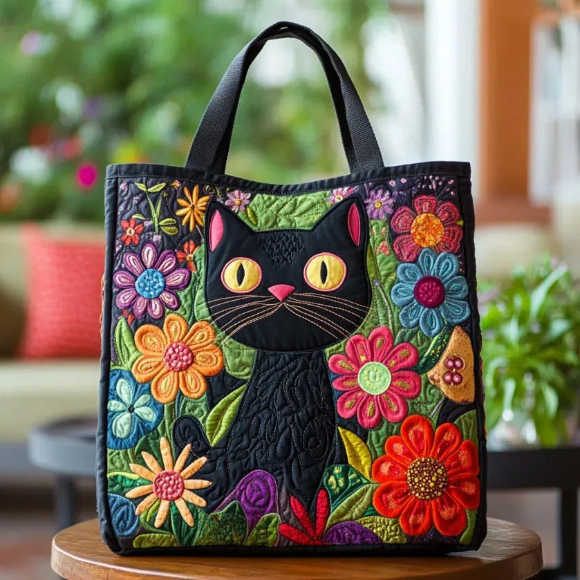 MIA | PADDED SHOULDER BAG WITH BLACK CAT