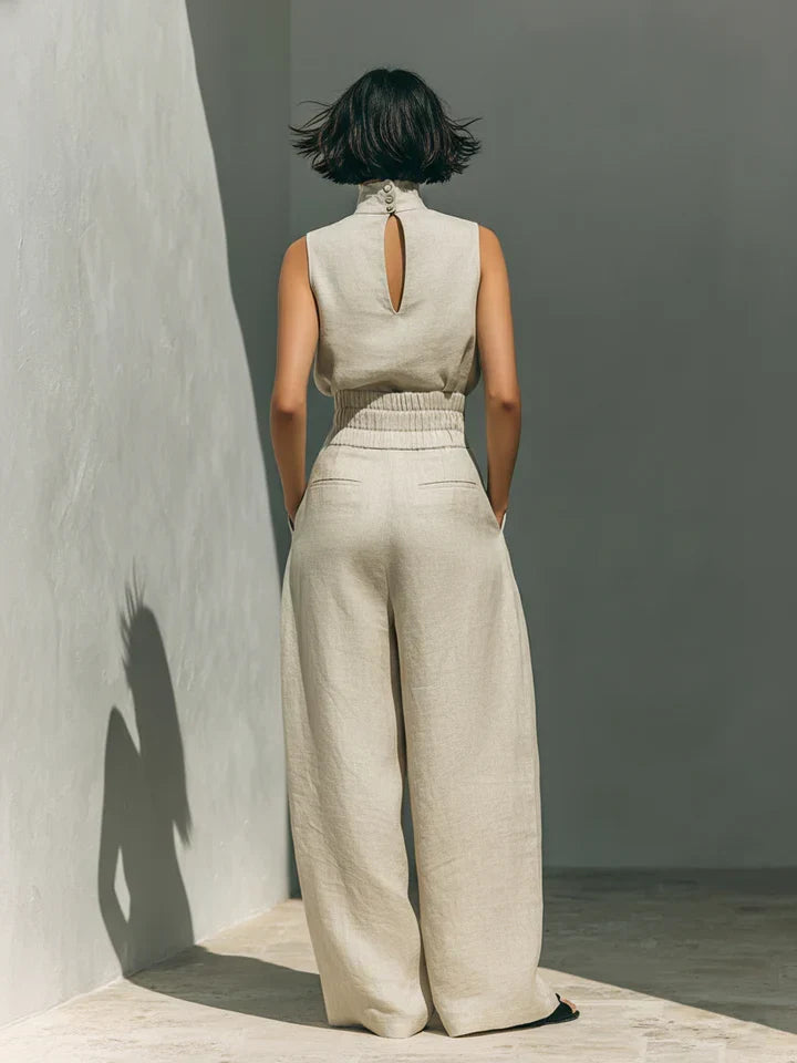 FLOR | MINIMALIST WOMEN’S TWO-PIECE SET WITH SLEEVELESS BLOUSE