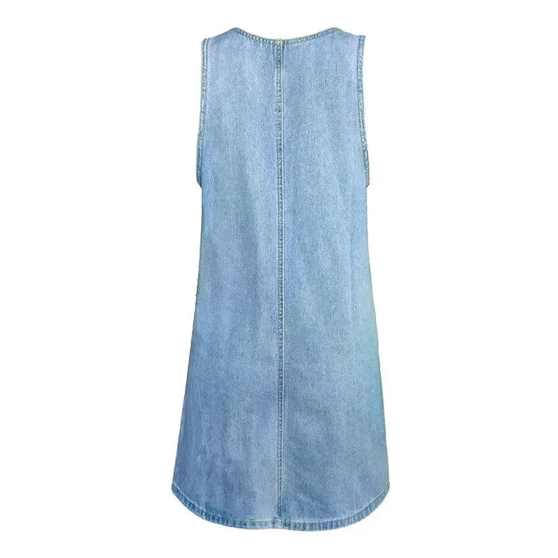 TORY | PRACTICAL AND LIGHT SUMMER DRESS