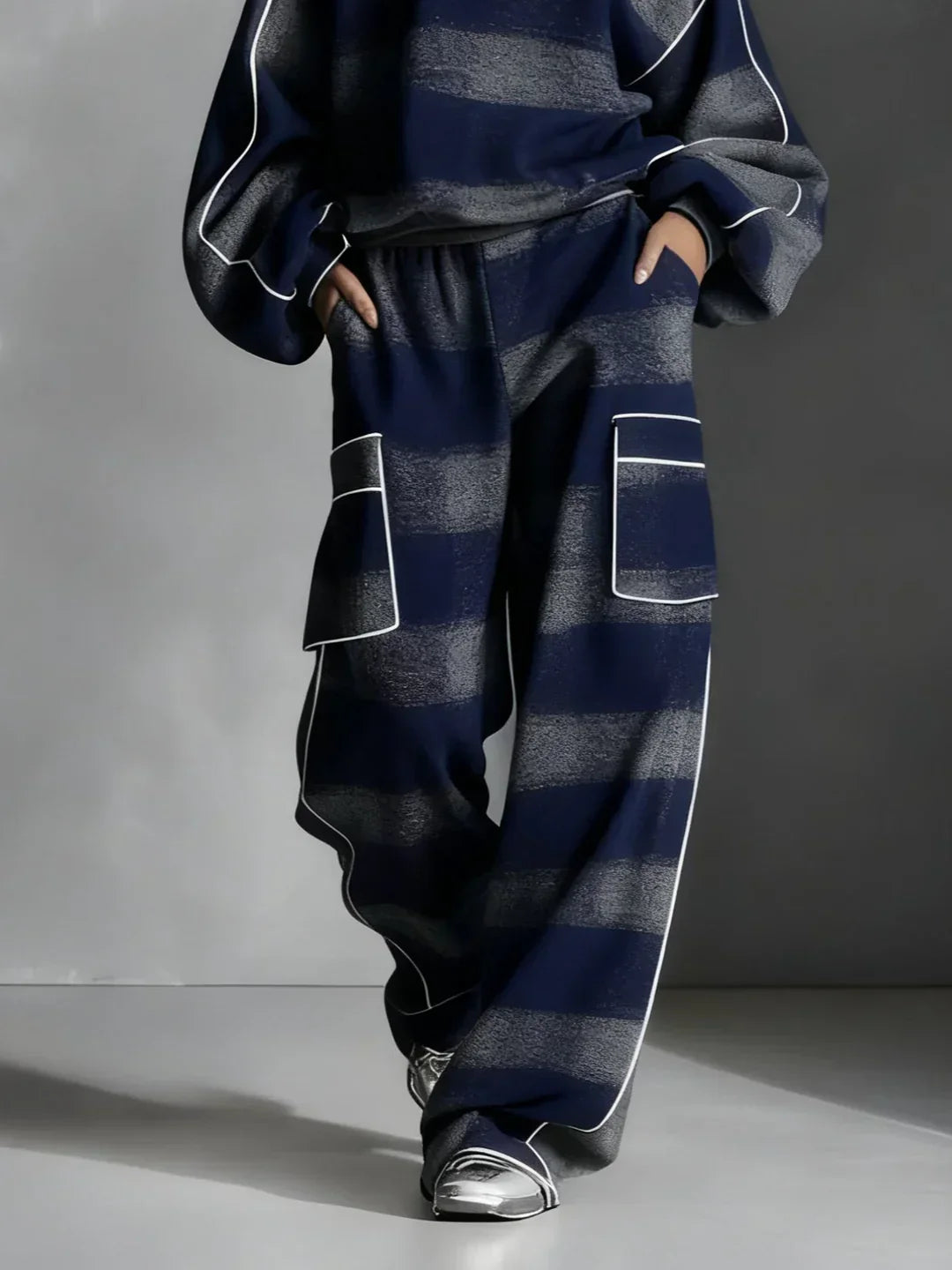 CHARLOTTE | BLACK AND GREY PLAID COLOUR BLOCK SWEATSHIRT AND CASUAL PANTS SET