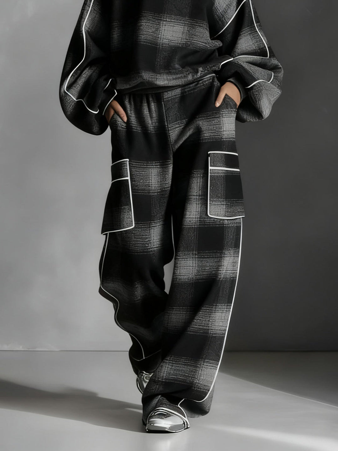 CHARLOTTE | BLACK AND GREY PLAID COLOUR BLOCK SWEATSHIRT AND CASUAL PANTS SET
