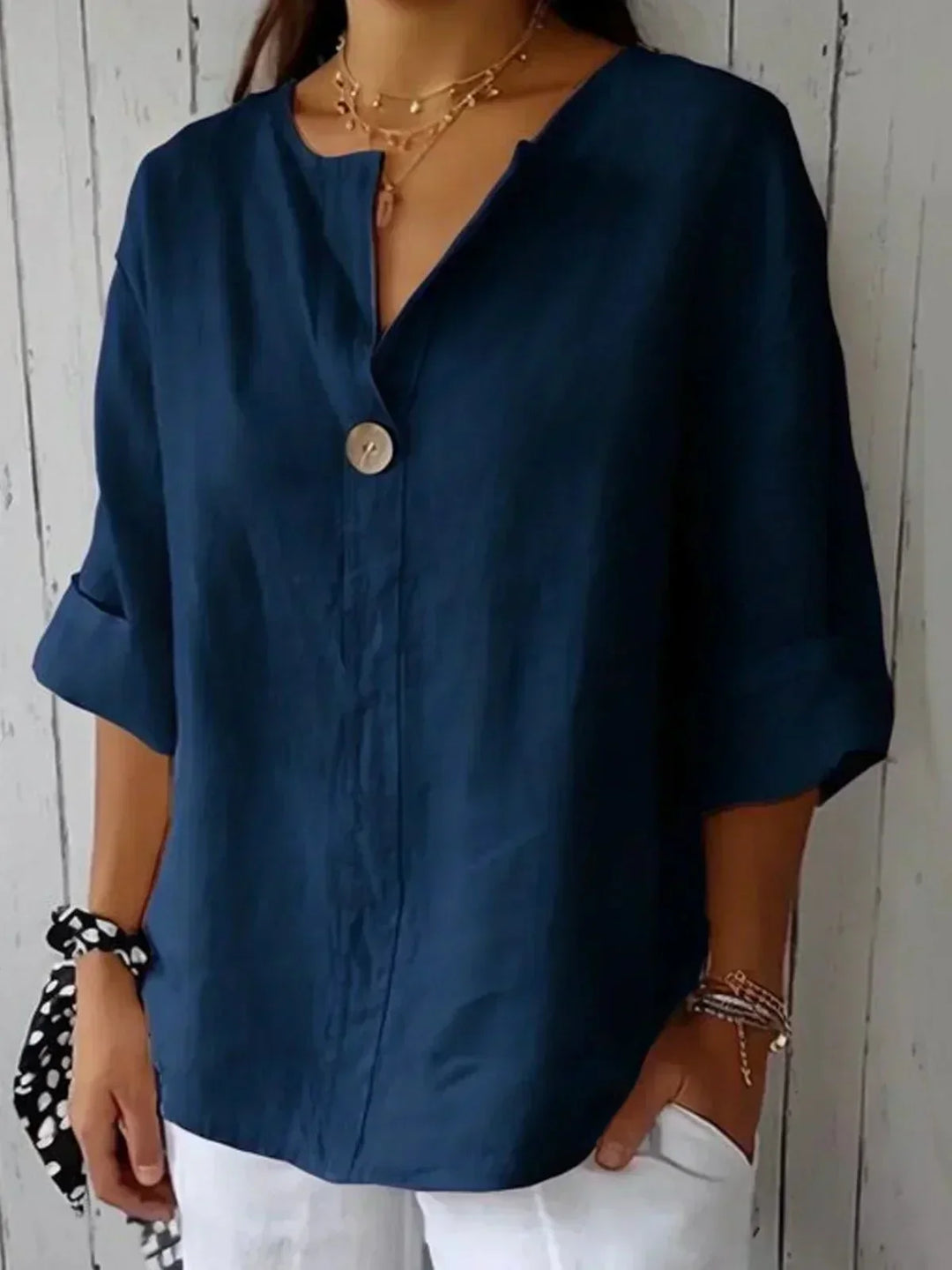 ROWENA | RELAXED LINEN V-NECK TOP