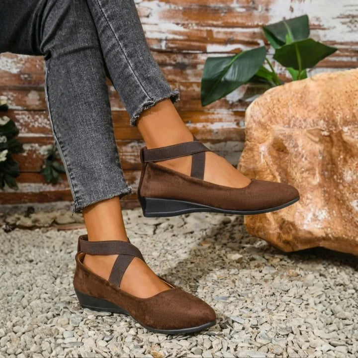 GENEVIEVE | CLOSED WEDGE BALLERINA SHOES