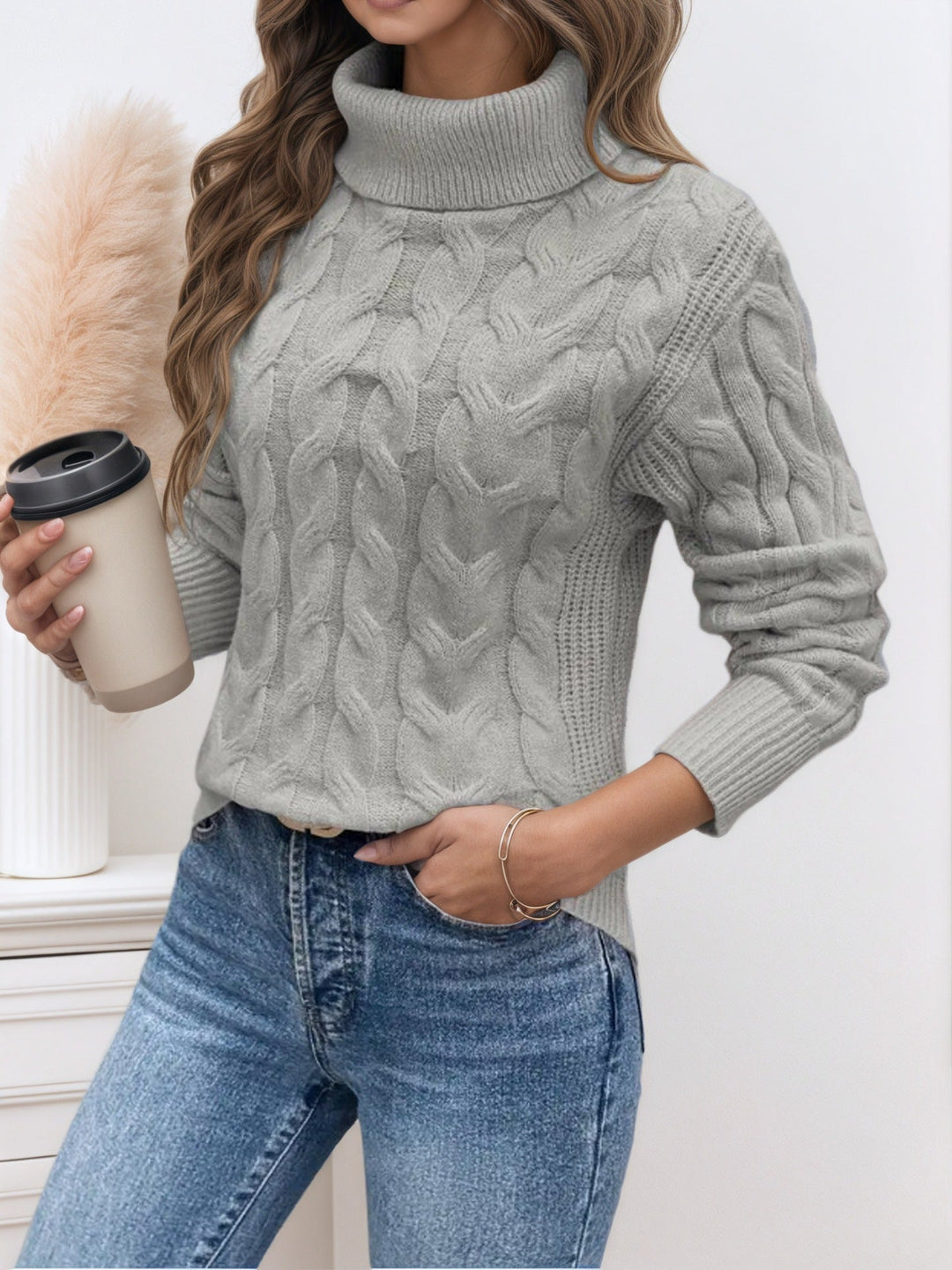 ROSE | CABLE KNIT TURTLENECK SWEATER