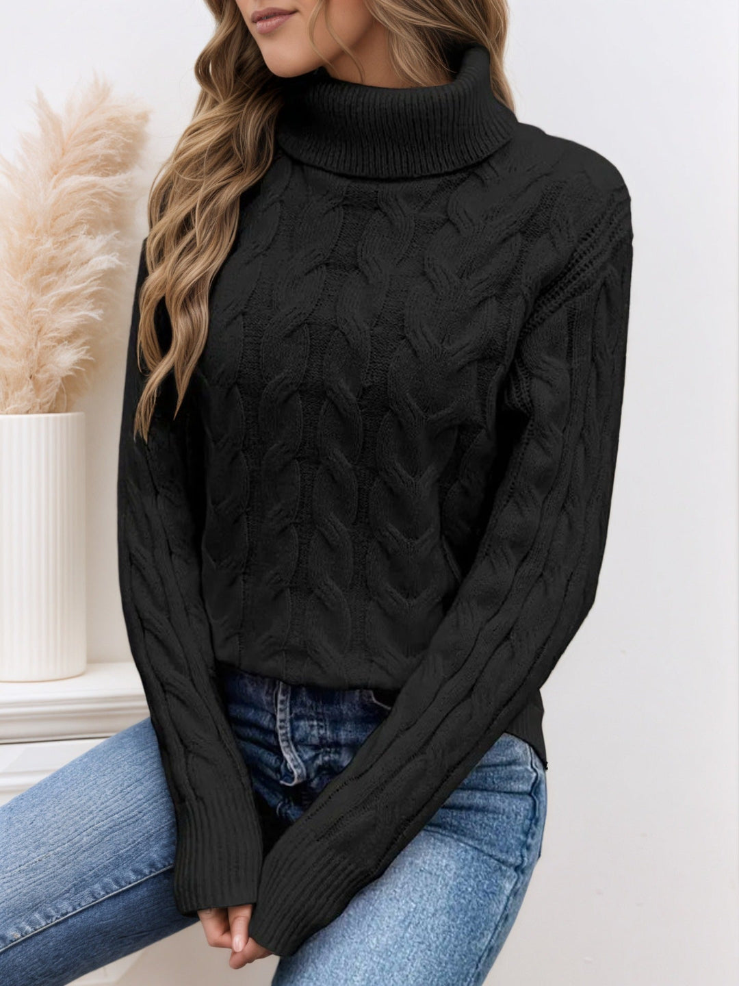 ROSE | CABLE KNIT TURTLENECK SWEATER
