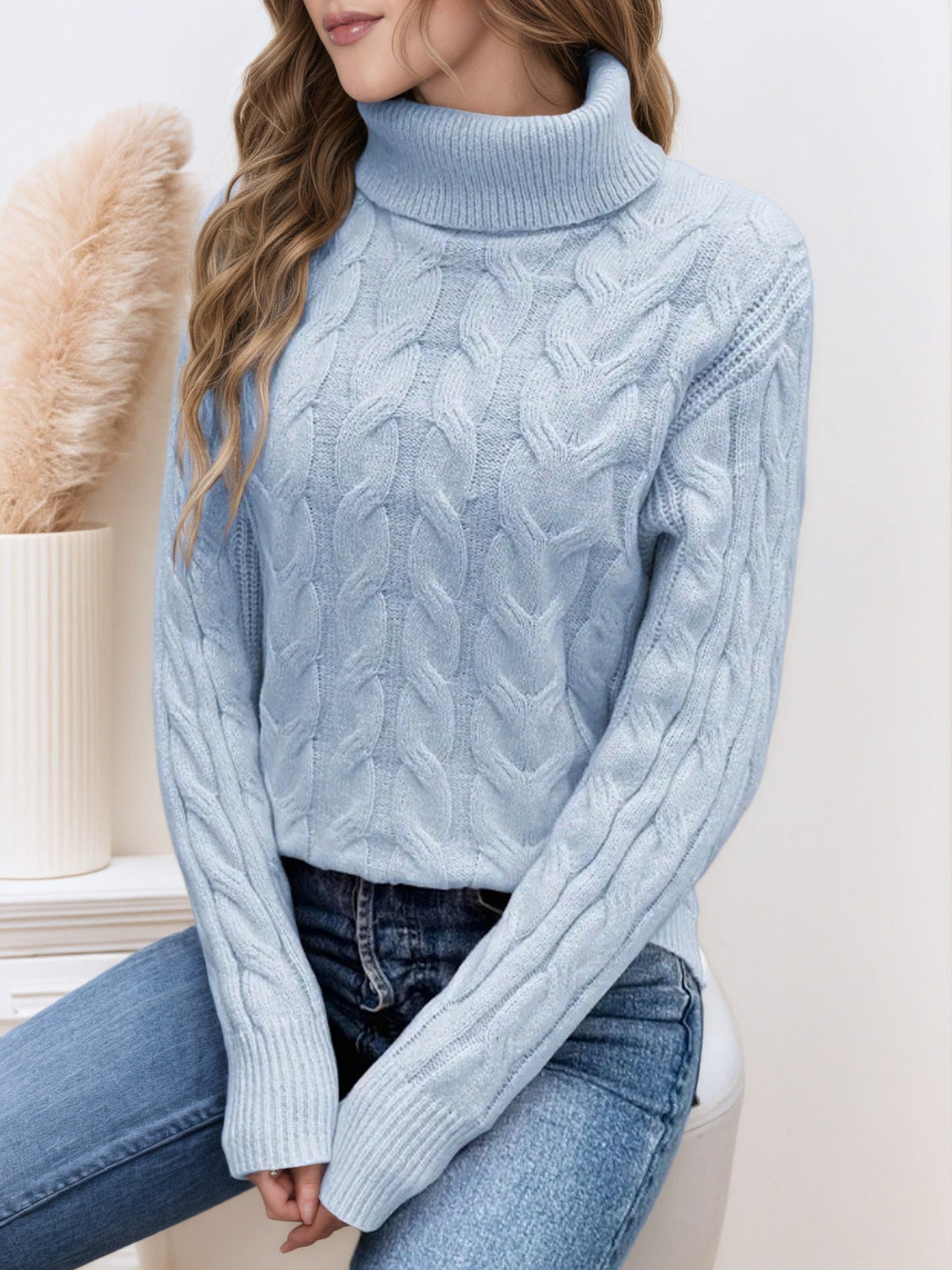 ROSE | CABLE KNIT TURTLENECK SWEATER