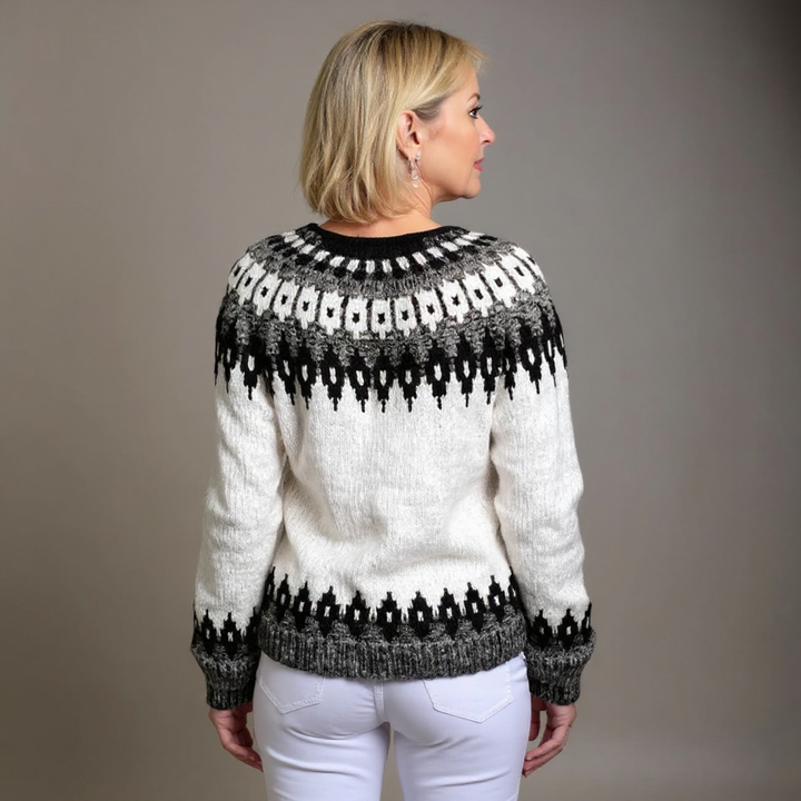 BEATRIX | CLASSIC ICELANDIC CARDIGAN