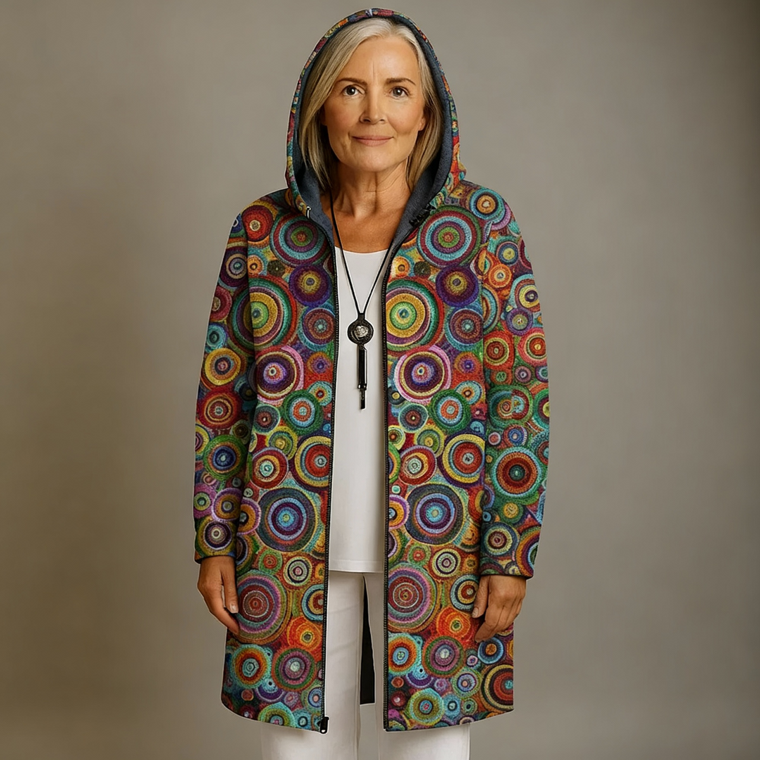KARRI | LUXURIOUS CARDIGAN WITH ARTISTIC INSPIRATION