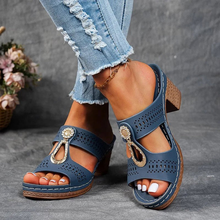 EVA | CHIC AND COMFORTABLE ORTHOPEDIC SANDALS