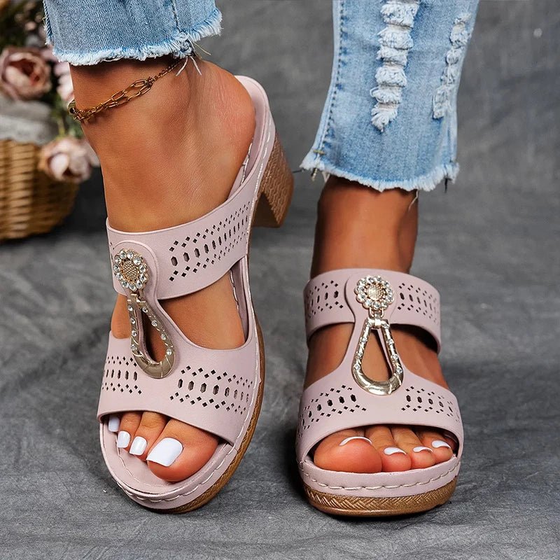 EVA | CHIC AND COMFORTABLE ORTHOPEDIC SANDALS